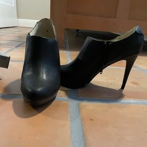 Heel boots
